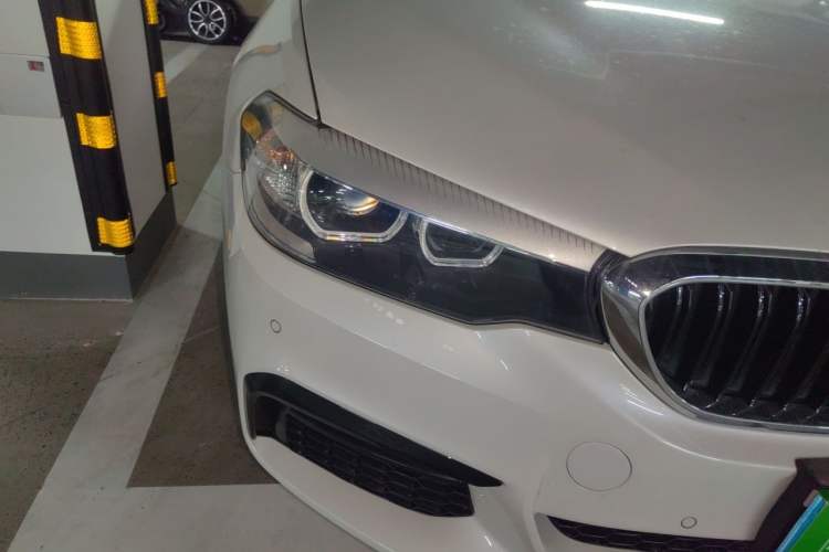 Used BMW 5 Series 2018 525Li M Sport Package Right Front Headlight