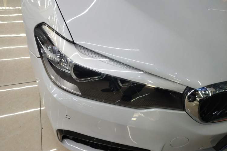 Used BMW 5 Series 2018 Restyled 530Li Leading Edition M Sport Package Right Front Headlight