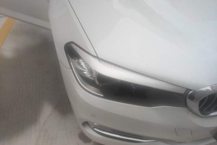 Used BMW 5 Series 2018 530Li Leading Edition Luxury Package Right Front Headlight