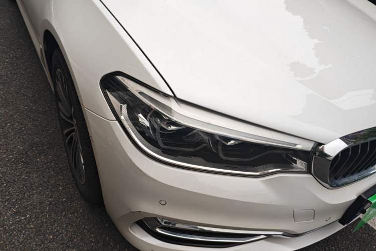 Used BMW 5 Series 2018 Facelifted 530Li Luxury Edition Premium Package Right Front Headlight