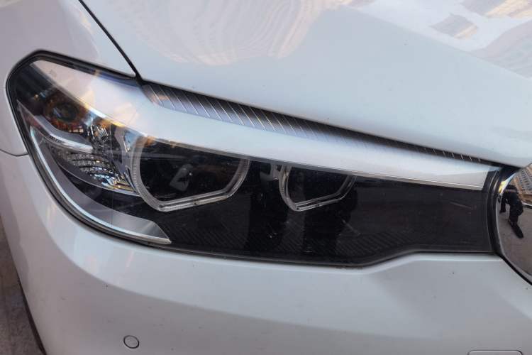 Used BMW 5 Series 2018 528Li Launch Special Edition Right Front Headlight