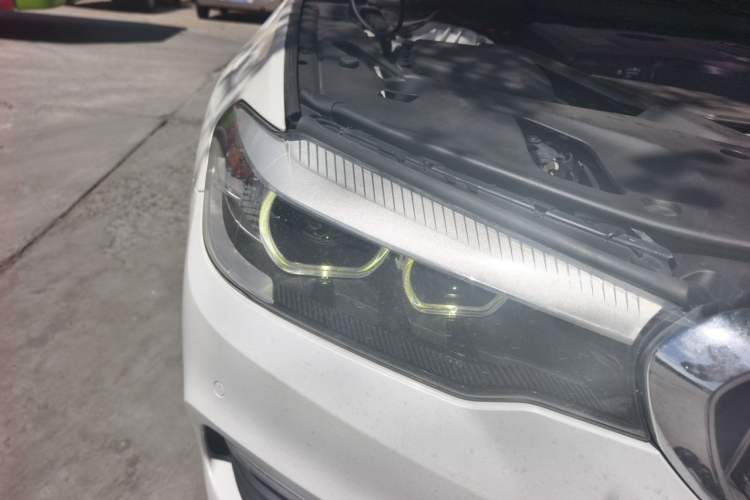 Used BMW 5 Series 2018 528Li Launch Special Edition Right Front Headlight