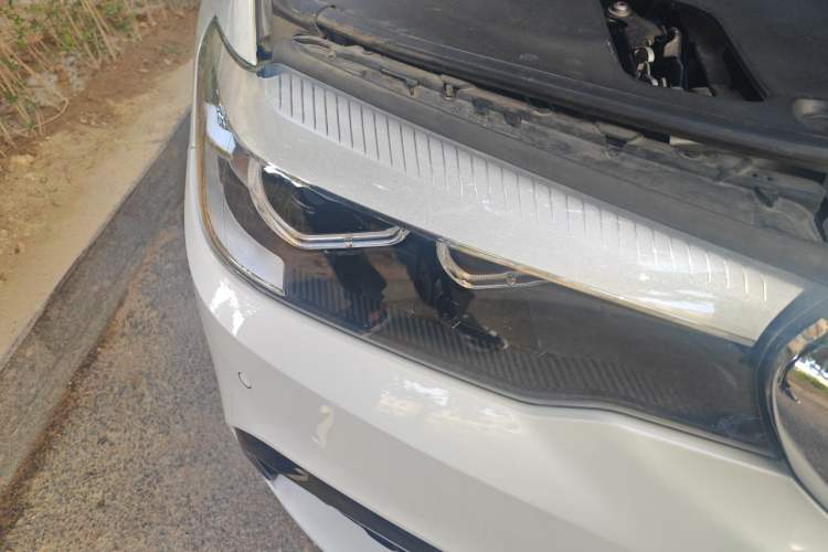 Used BMW 5 Series 2018 Facelifted 530Li xDrive M Sport Package Right Front Headlight