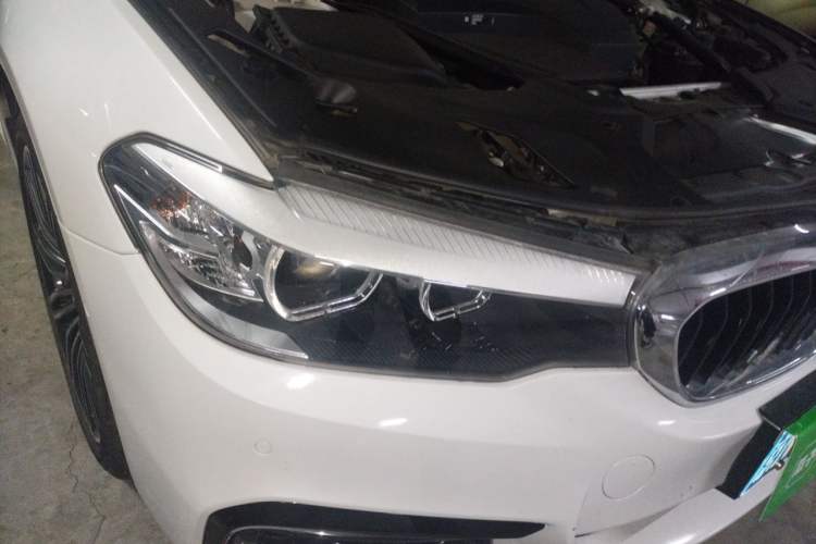Used BMW 5 Series 2018 Restyled 530Li Leading Edition M Sport Package Right Front Headlight