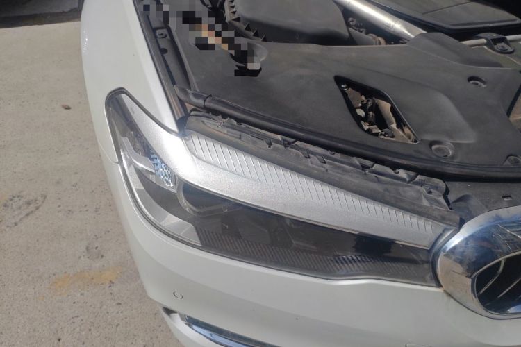 Used BMW 5 Series 2018 Facelifted 530Li xDrive Luxury Package Right Front Headlight
