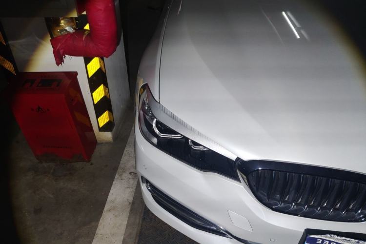 Used BMW 5 Series 2018 Revised Version 530Li Leading Edition Luxury Package Right Front Headlight