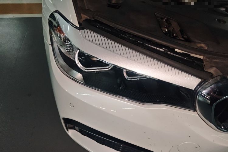 Used BMW 5 Series 2018 525Li M Sport Package Right Front Headlight
