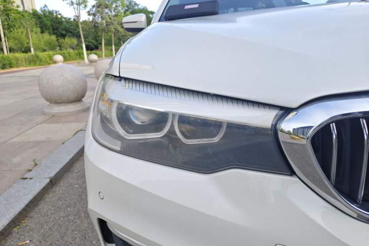 Used BMW 5 Series 2018 528Li Launch Special Edition Right Front Headlight