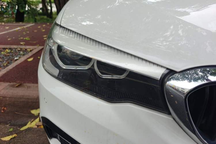 Used BMW 5 Series 2018 Restyled 530Li Leading Edition M Sport Package Right Front Headlight
