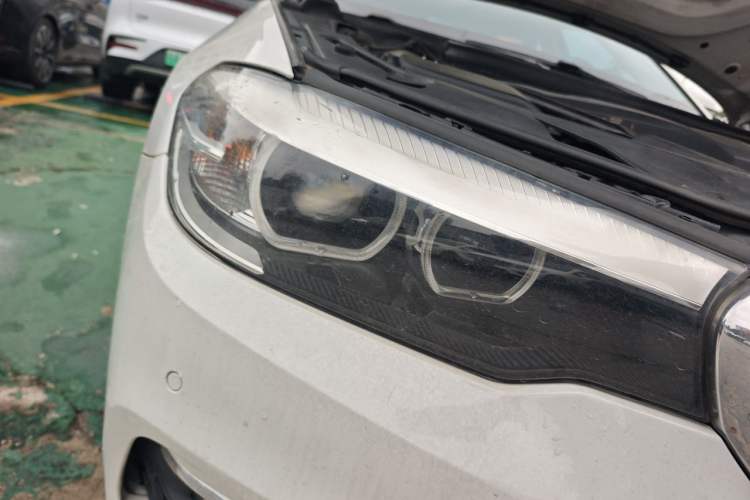 Used BMW 5 Series 2018 528Li Launch Special Edition Right Front Headlight