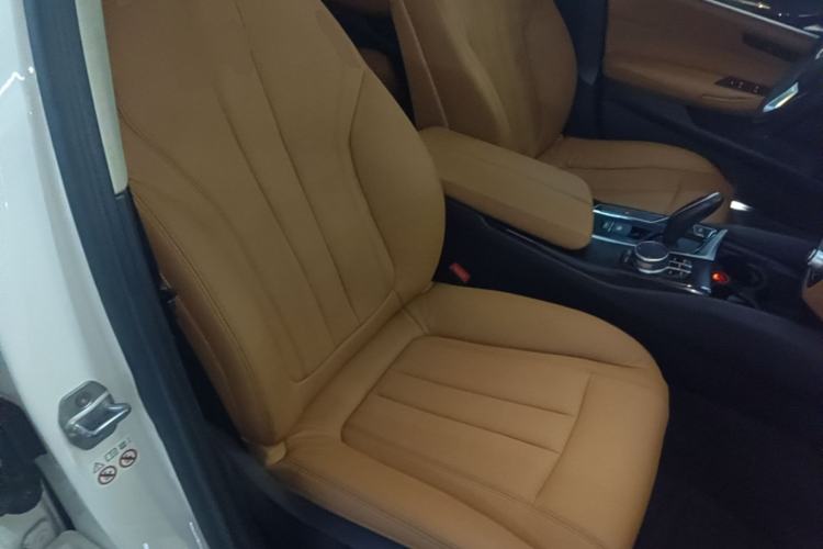 Used BMW 5 Series 2018 528Li Launch Special Edition Right Front Seat