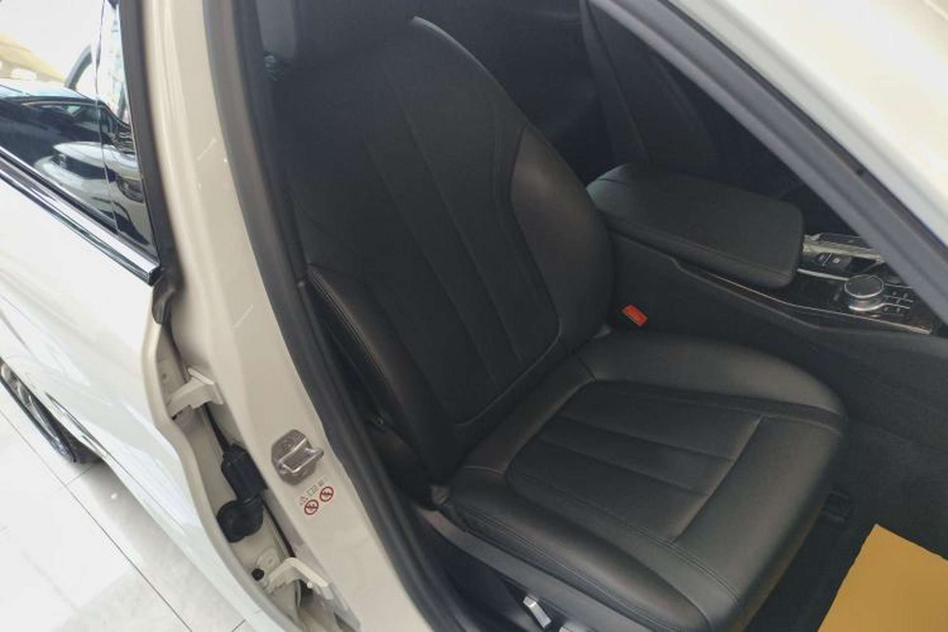 Used BMW 5 Series 2018 525Li M Sport Package Right Front Seat