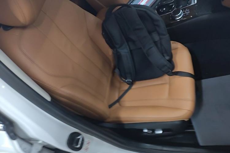 Used BMW 5 Series 2018 528Li Launch Special Edition Right Front Seat