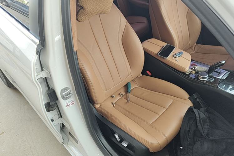 Used BMW 5 Series 2018 528Li Launch Special Edition Right Front Seat