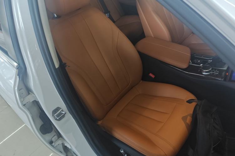 Used BMW 5 Series 2018 528Li Launch Special Edition Right Front Seat