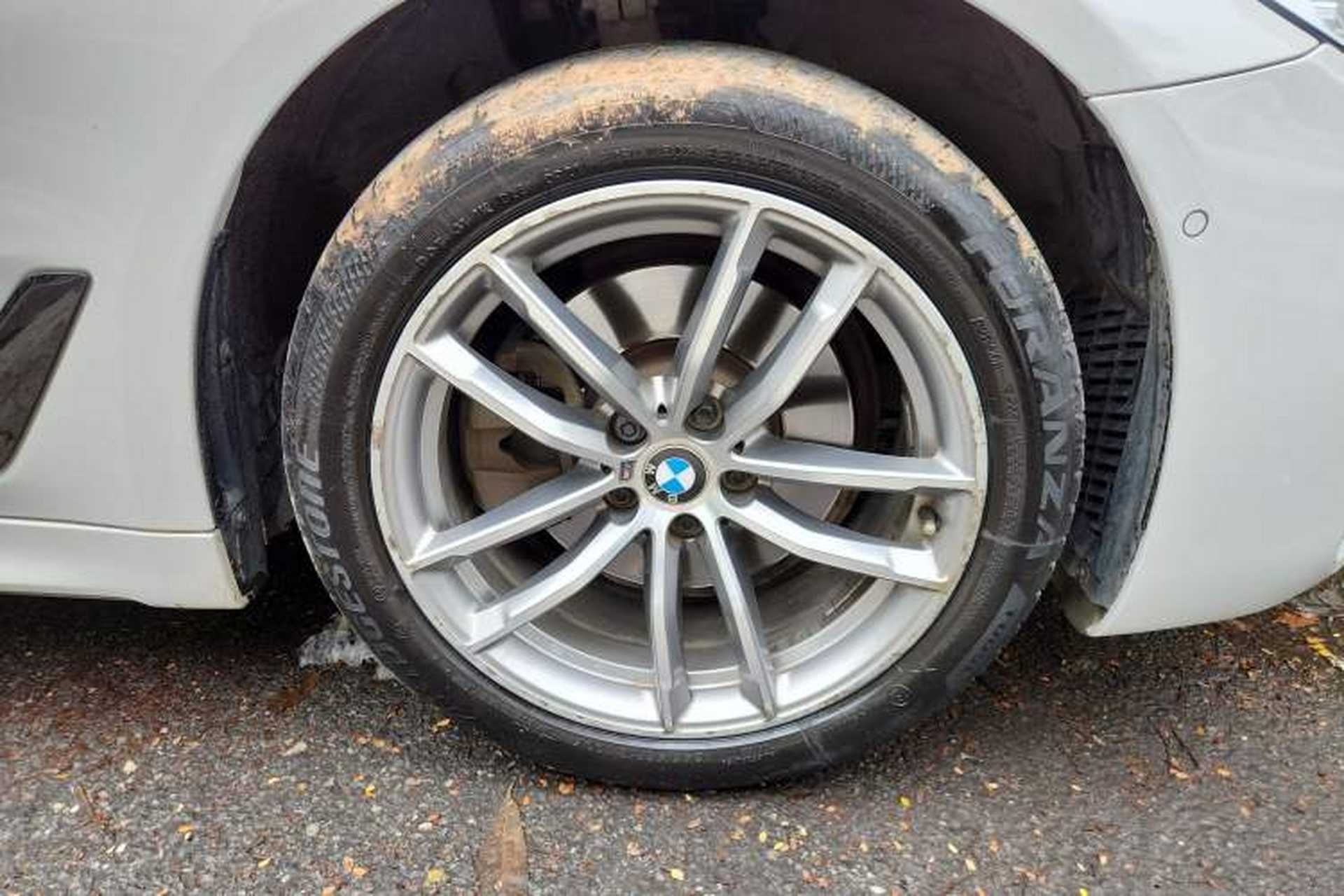 Used BMW 5 Series 2018 525Li M Sport Package Right Front Wheel Hub