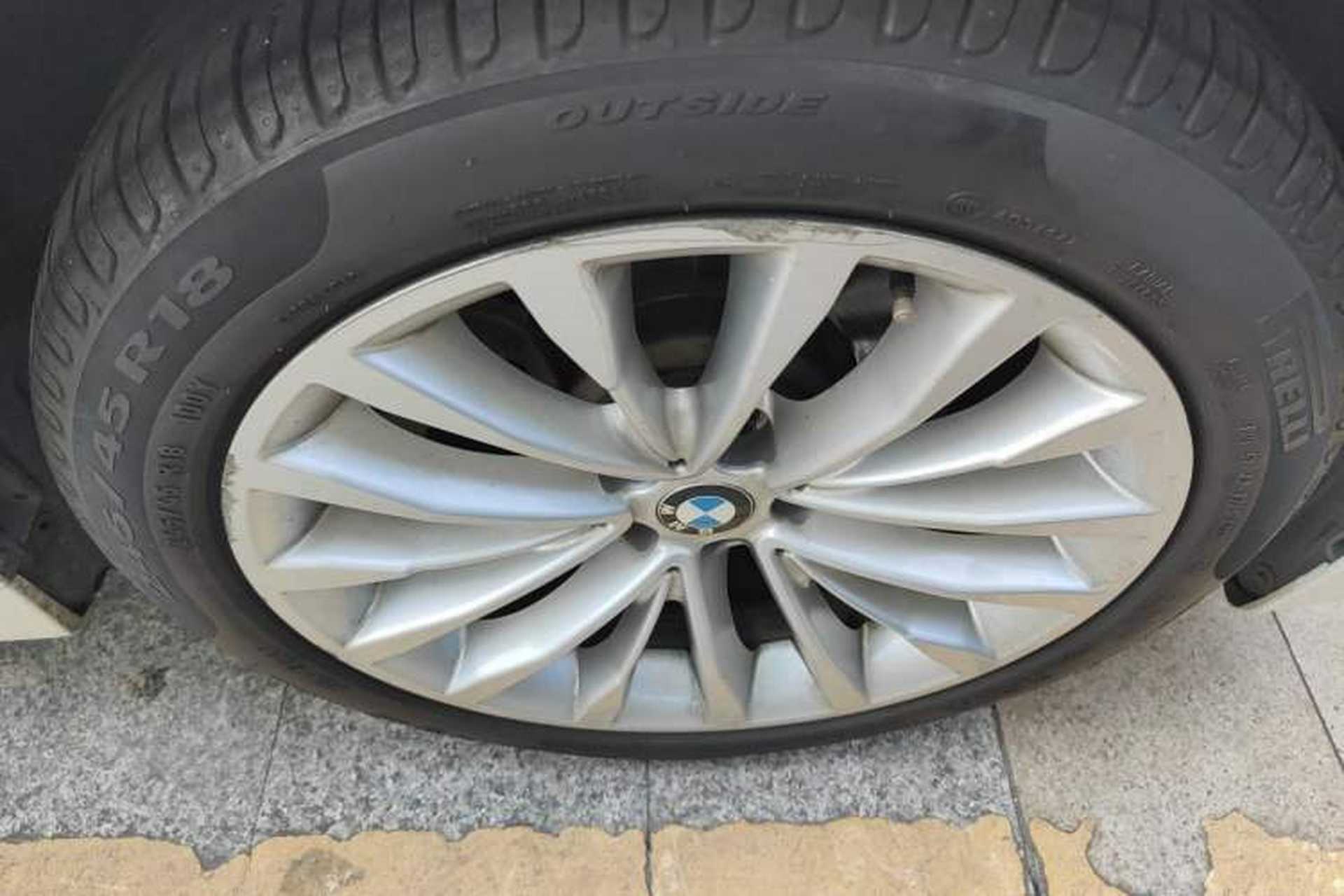 Used BMW 5 Series 2018 525Li Luxury Package Right Front Wheel Hub