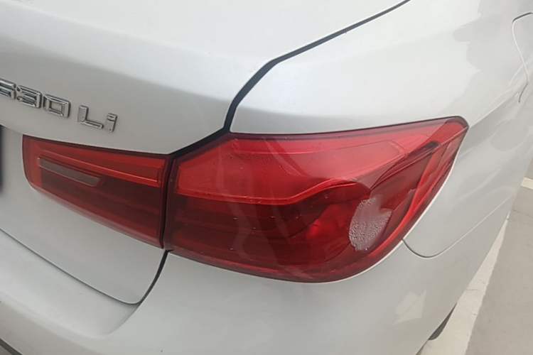 Used BMW 5 Series 2018 Restyled 530Li Leading Edition M Sport Package Right Rear Taillight