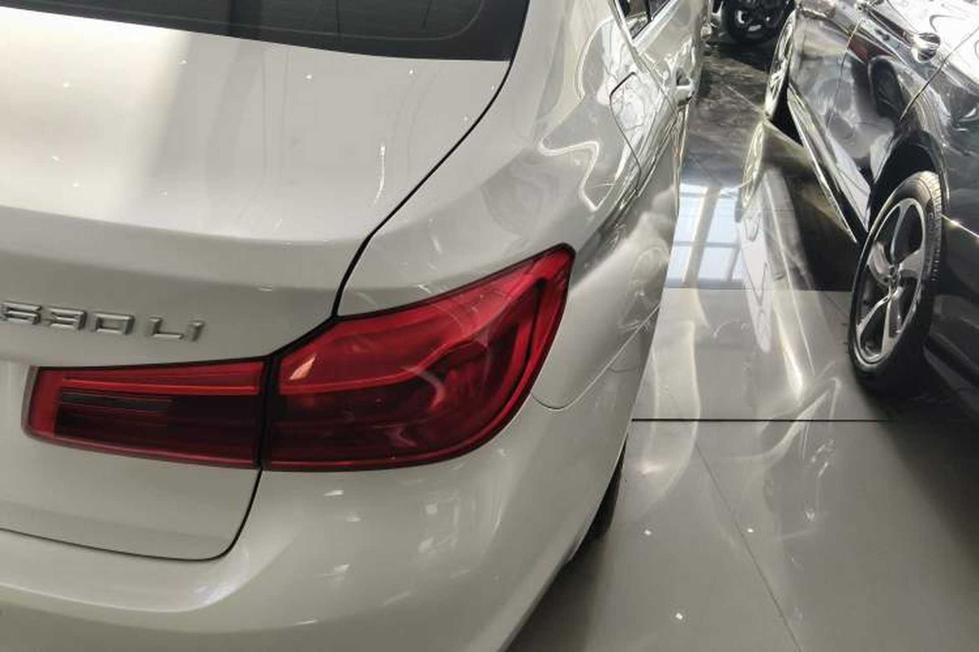 Used BMW 5 Series 2018 Revised Version 530Li Leading Edition Luxury Package Right Rear Taillight