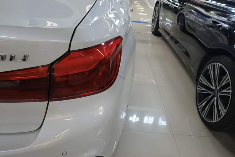 Used BMW 5 Series 2018 Restyled 530Li Leading Edition M Sport Package Right Rear Taillight