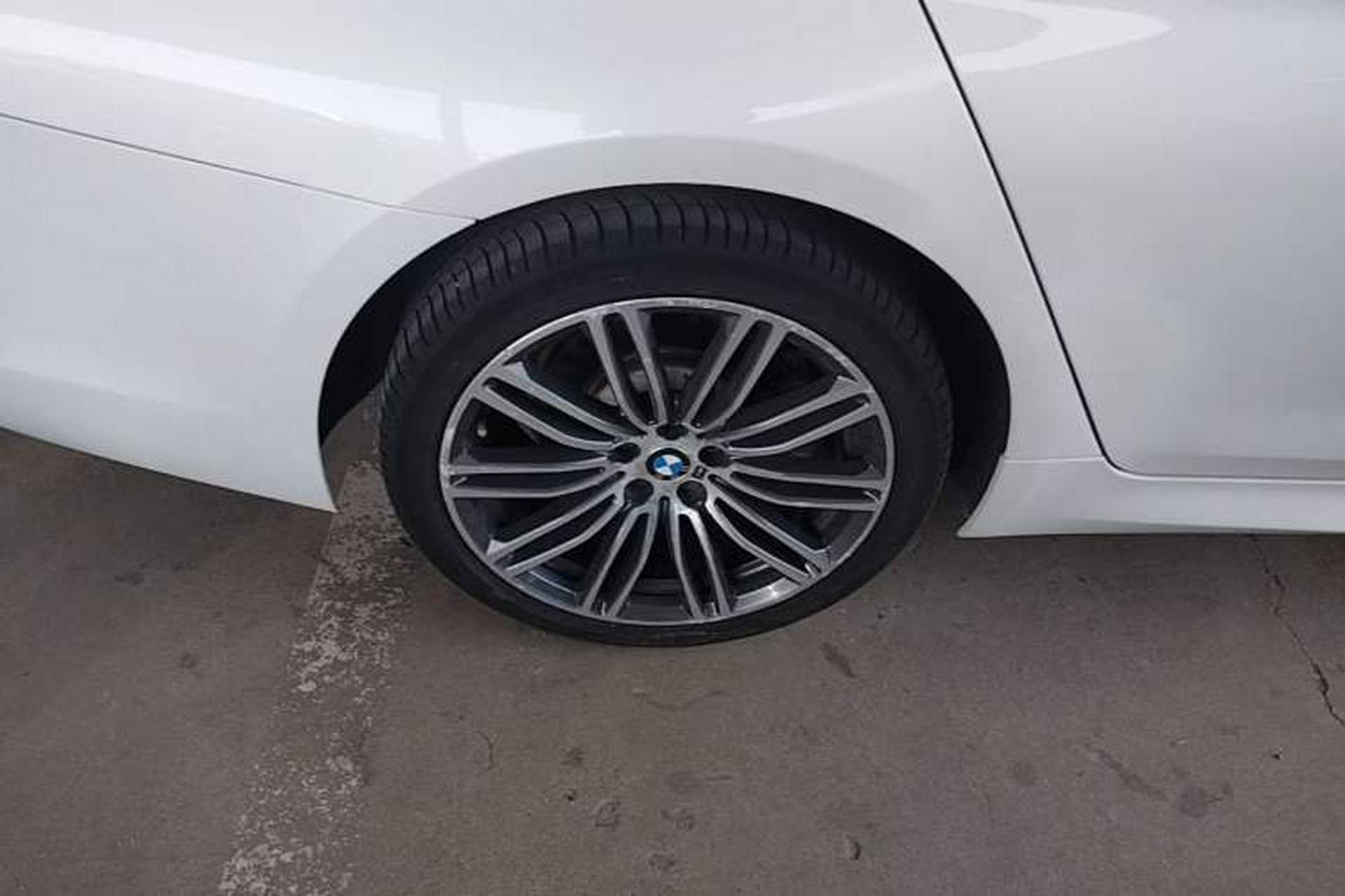 Used BMW 5 Series 2018 530Li Leading Model M Sport Package Right Rear Wheel Hub