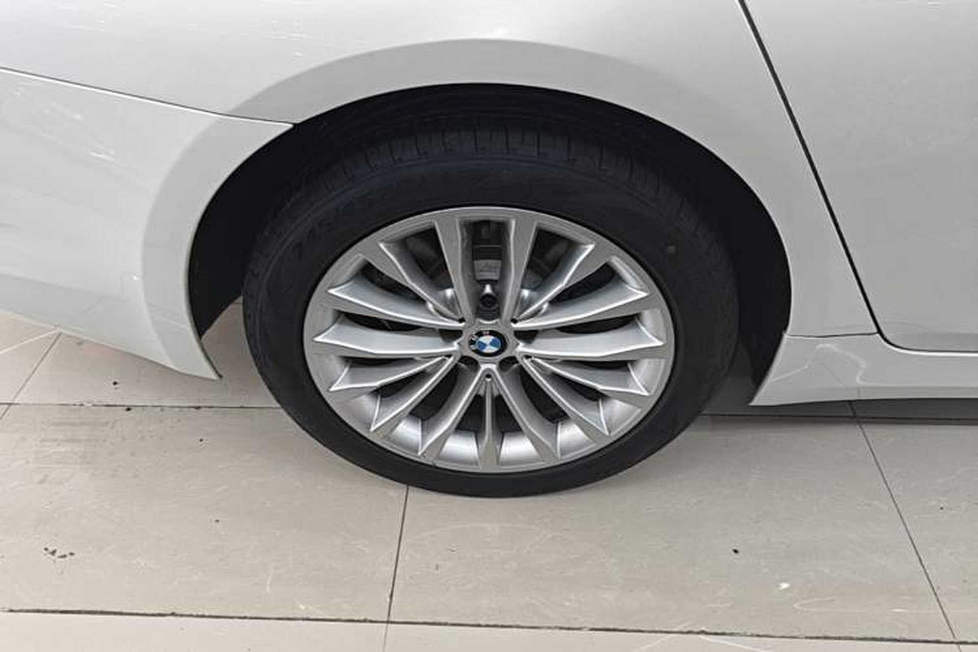 Used BMW 5 Series 2018 525Li Luxury Package Right Rear Wheel Hub