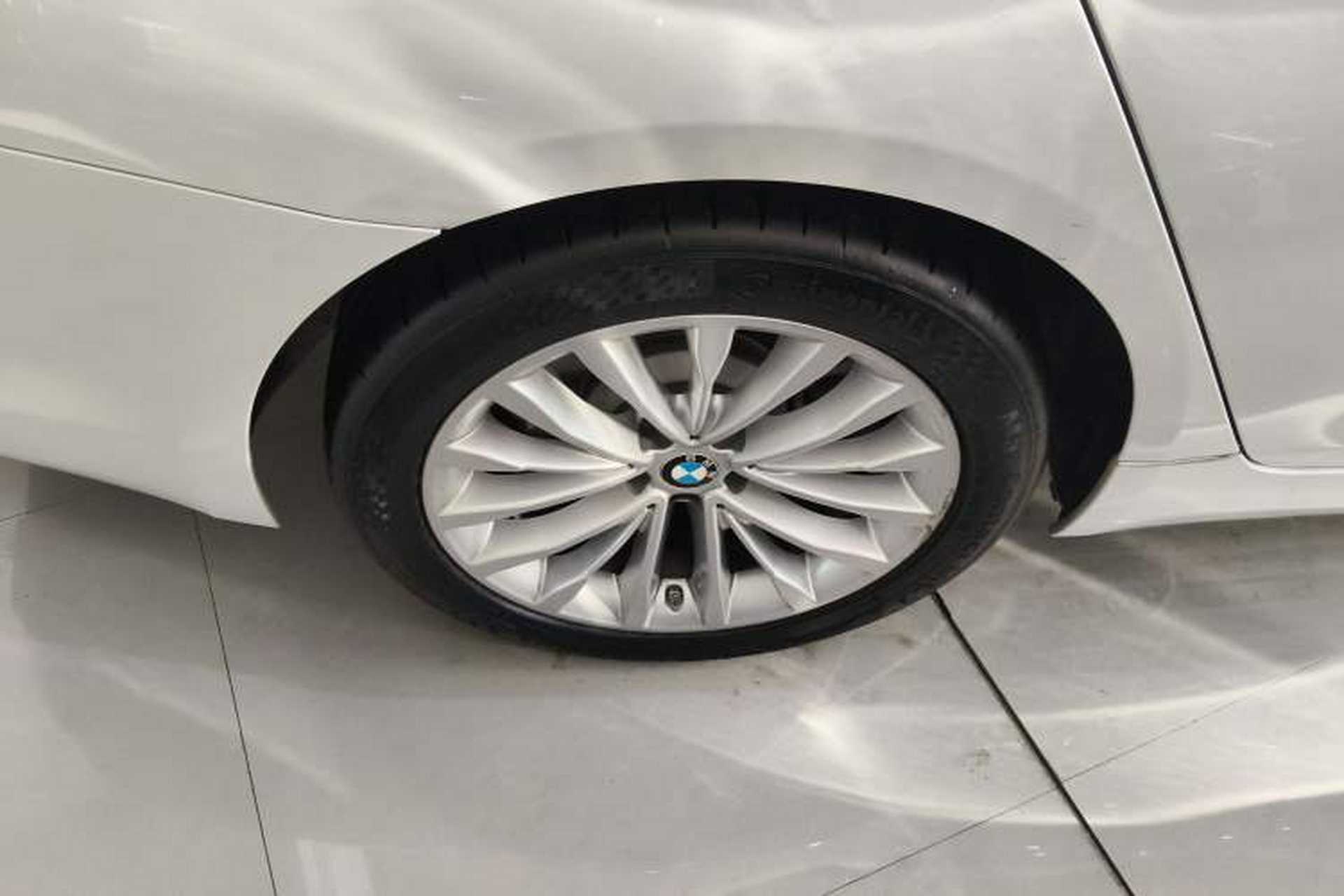 Used BMW 5 Series 2018 Revised Version 530Li Leading Edition Luxury Package Right Rear Wheel Hub