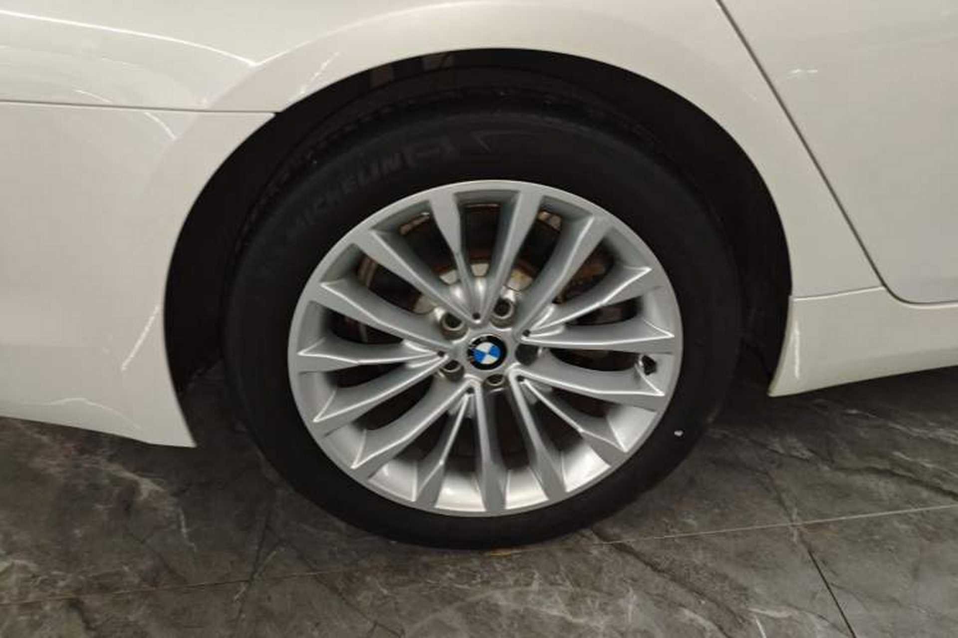Used BMW 5 Series 2018 525Li Luxury Package Right Rear Wheel Hub