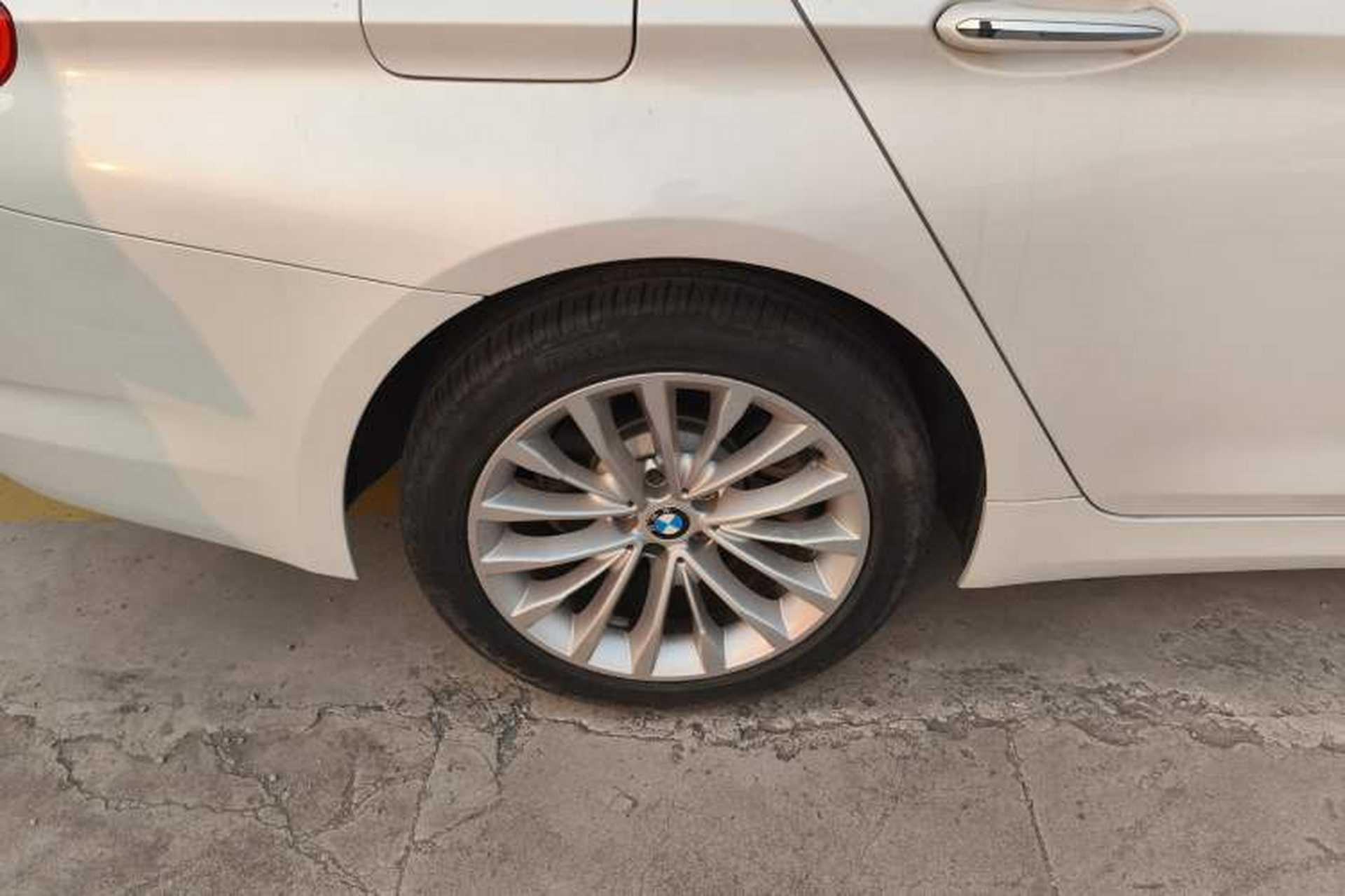 Used BMW 5 Series 2018 525Li Luxury Package Right Rear Wheel Hub