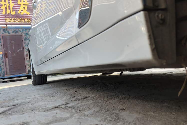 Used BMW 5 Series 2018 525Li Luxury Package Right Side Sill