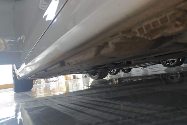 Used BMW 5 Series 2018 525i M Sport Package Right Side Sill