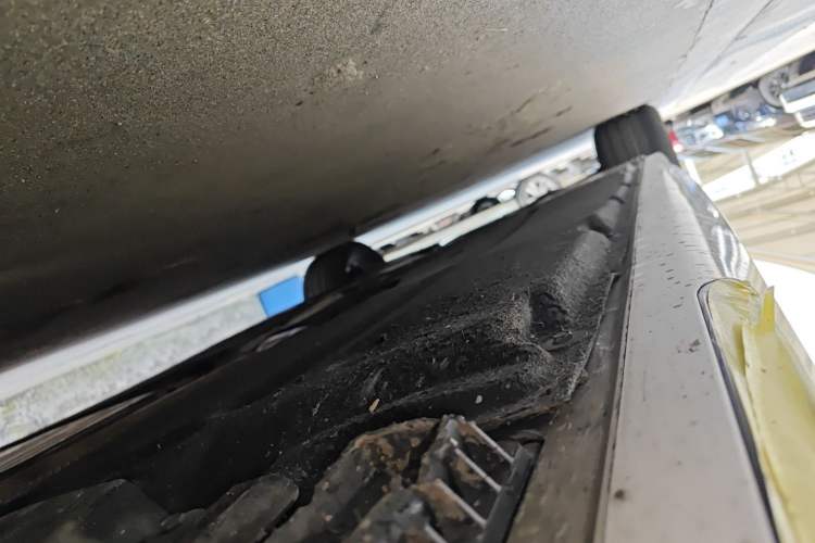 Used BMW 5 Series 2018 530Li xDrive M Sport Package Right Side Sill