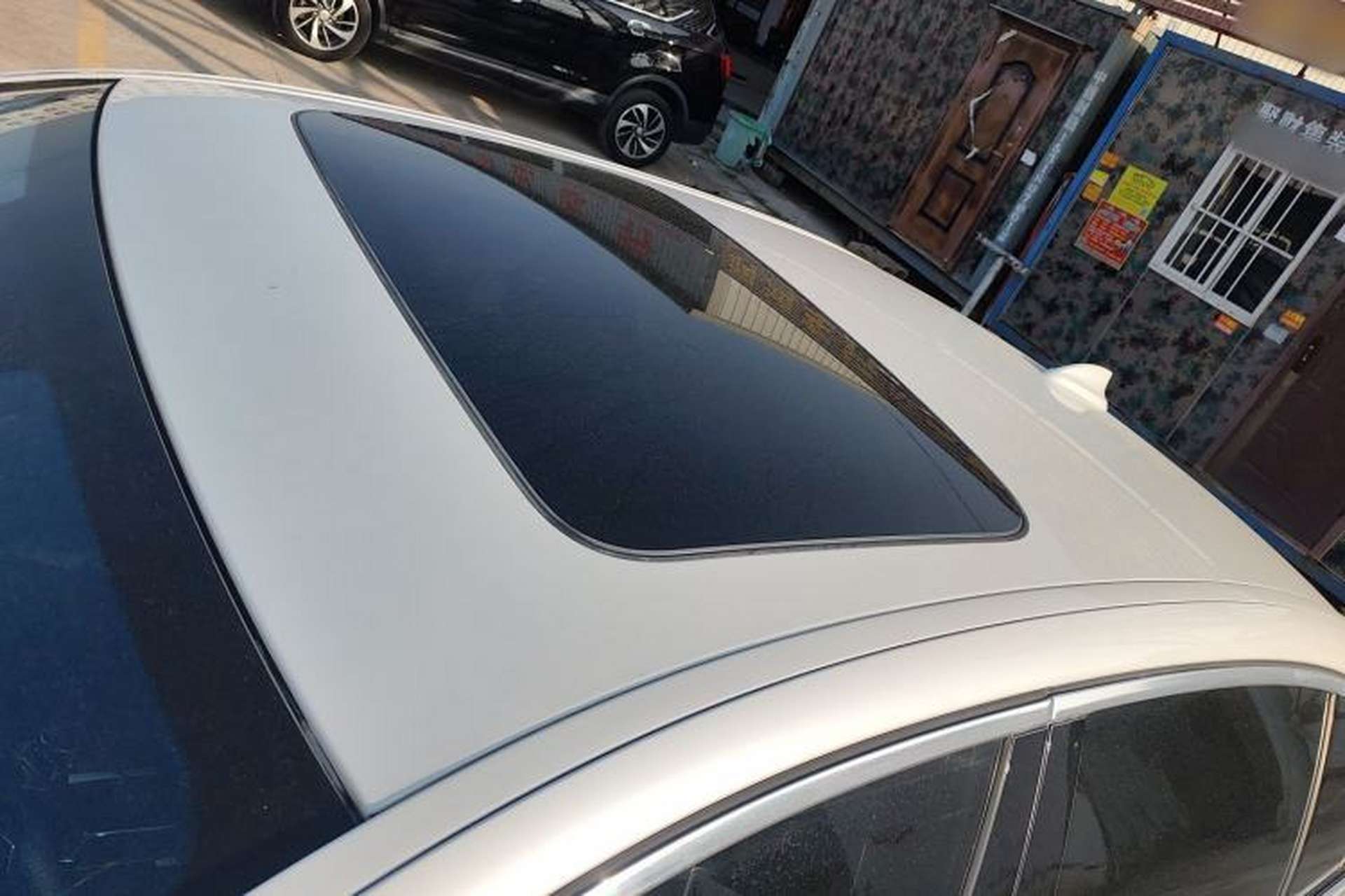 Used BMW 5 Series 2018 525Li Luxury Package Roof