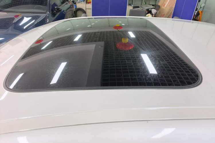 Used BMW 5 Series 2018 525Li Luxury Package Roof