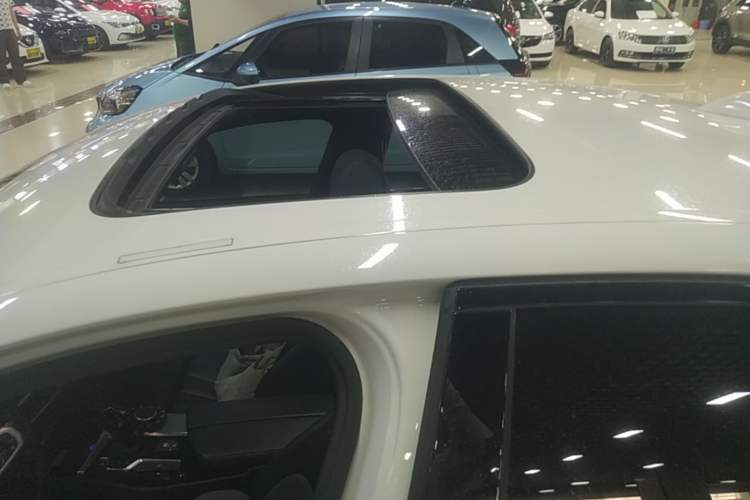 Used BMW 5 Series 2018 525i M Sport Package Roof