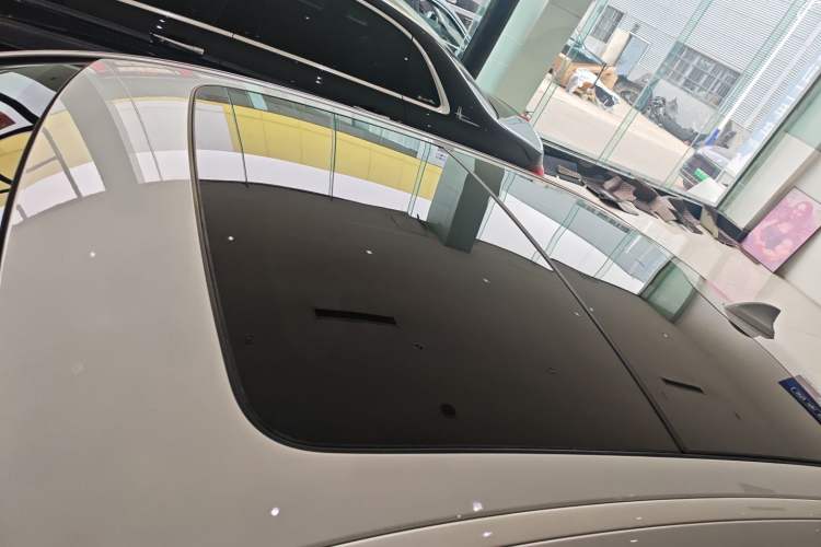 Used BMW 5 Series 2018 Restyled 530Li Luxury Edition M Sport Package Roof