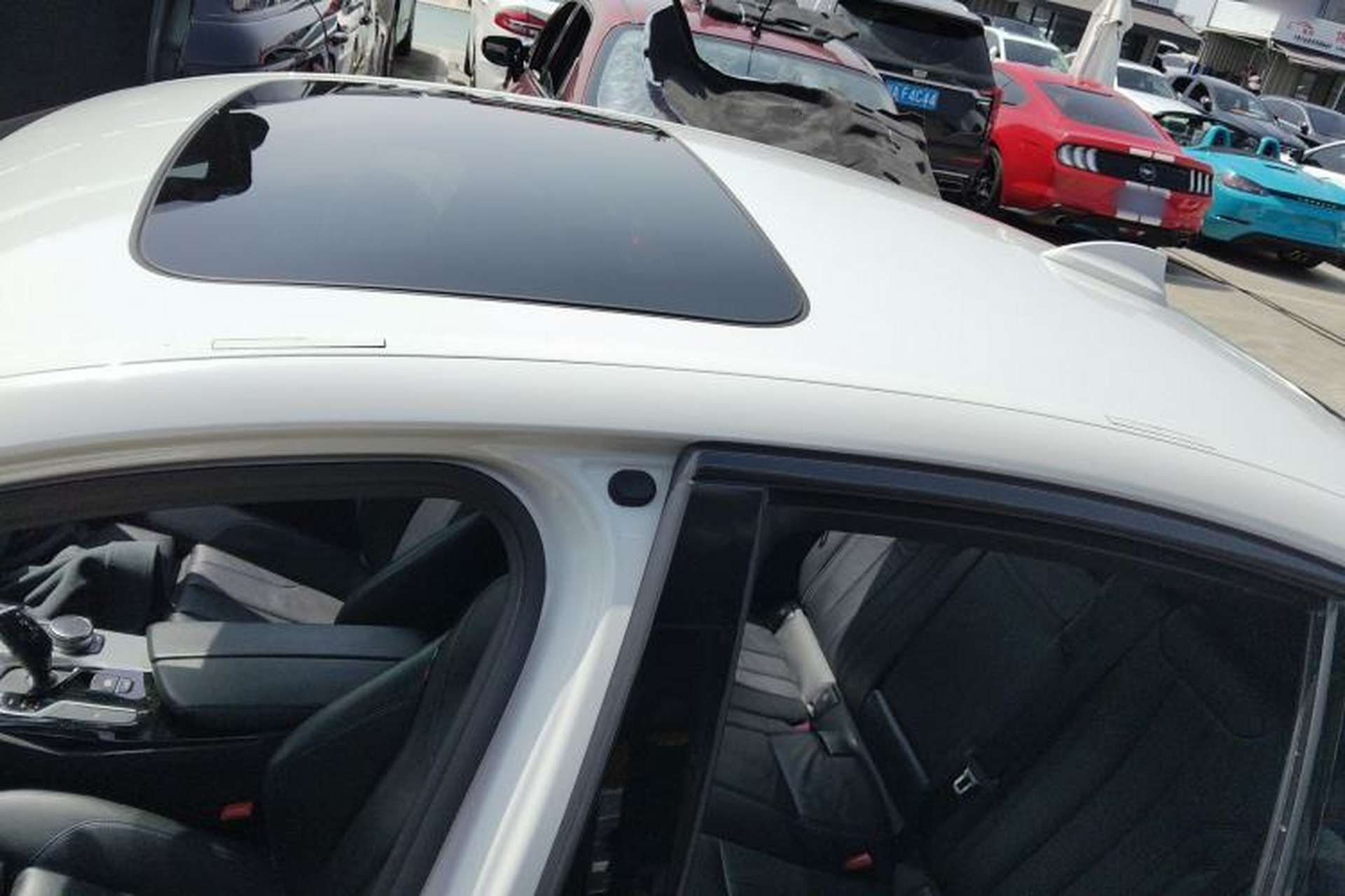 Used BMW 5 Series 2018 525i M Sport Package Roof