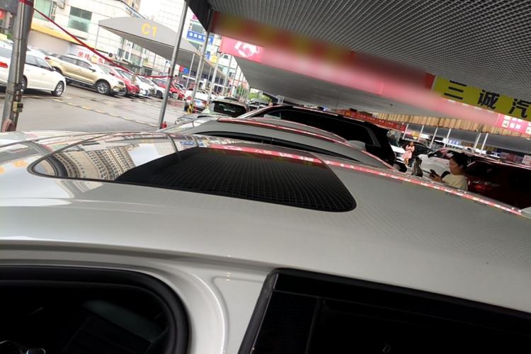 Used BMW 5 Series 2018 525Li M Sport Package Roof