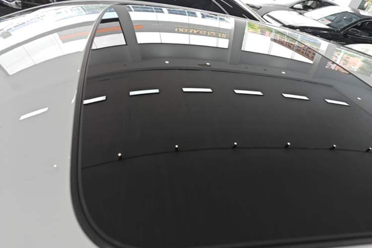 Used BMW 5 Series 2018 525Li M Sport Package Roof