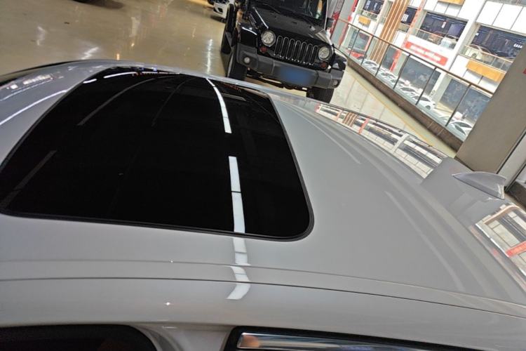 Used BMW 5 Series 2018 528Li Launch Special Edition Roof