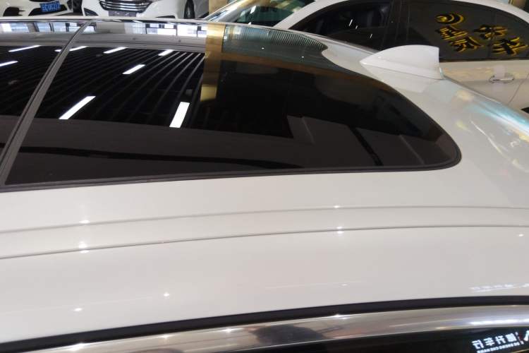 Used BMW 5 Series 2018 Facelifted 530Li Luxury Edition Premium Package Roof