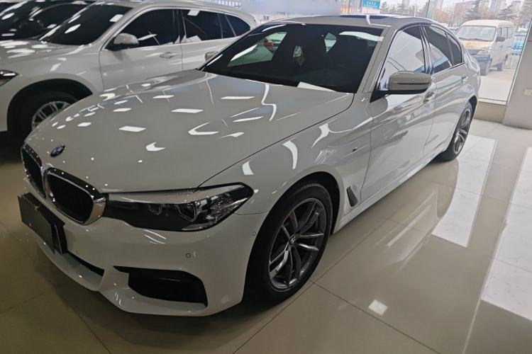 Used BMW 5 Series 2018 525i M Sport Package Guazi used car, China used car export, Used car for sale, Used cars, Cheapest cars for sale