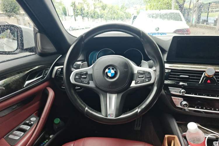 Used BMW 5 Series 2018 Restyled 530Li Leading Edition M Sport Package Steering Wheel