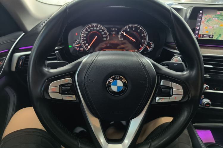 Used BMW 5 Series 2018 525Li Luxury Package Steering Wheel