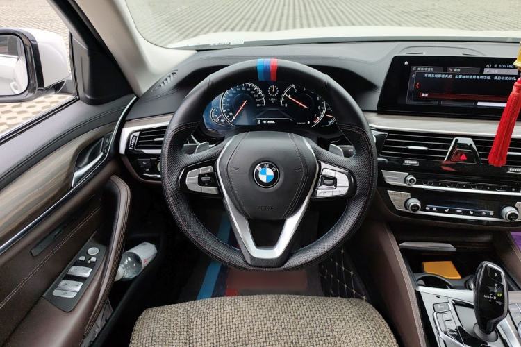 Used BMW 5 Series 2018 Facelifted 530Li xDrive Luxury Package Steering Wheel