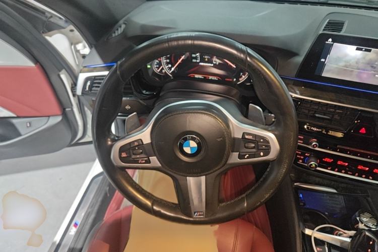 Used BMW 5 Series 2018 530Li Leading Model M Sport Package Steering Wheel