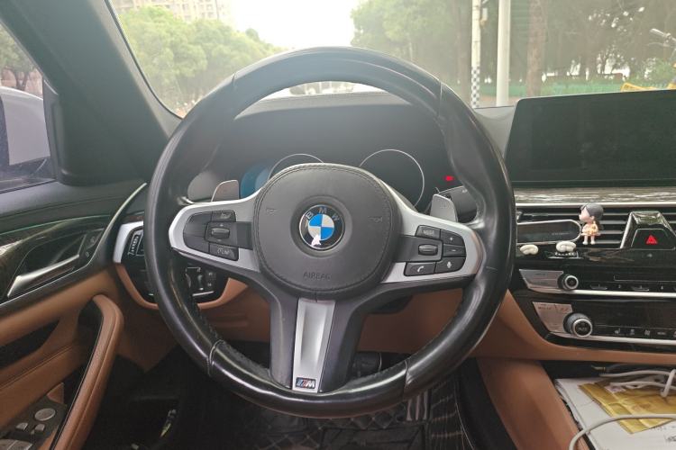 Used BMW 5 Series 2018 Restyled 530Li Leading Edition M Sport Package Steering Wheel