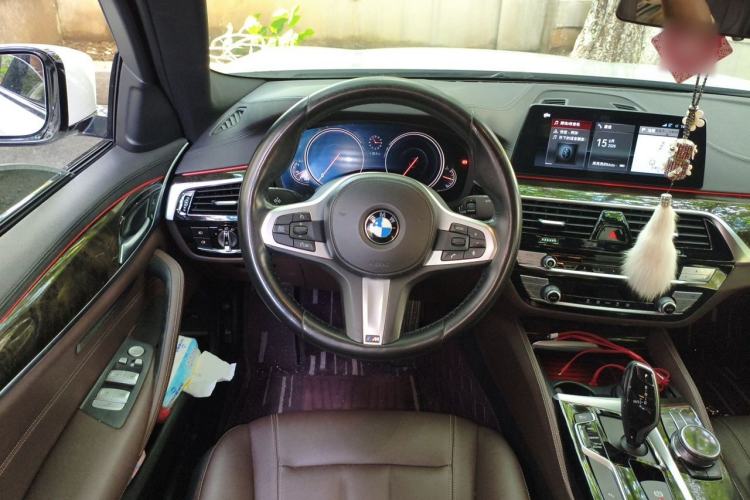 Used BMW 5 Series 2018 525Li M Sport Package Steering Wheel