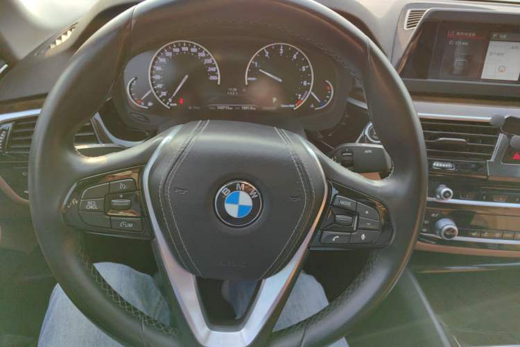 Used BMW 5 Series 2018 528Li Launch Special Edition Steering Wheel