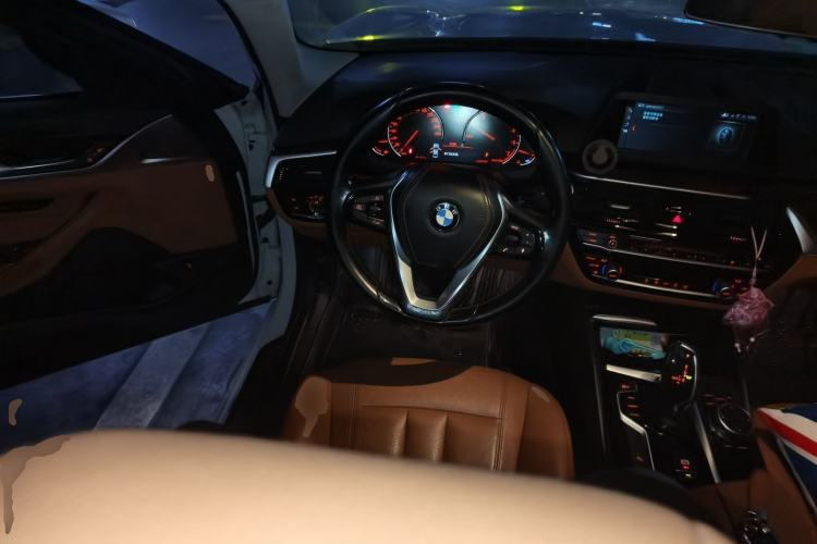 Used BMW 5 Series 2018 528Li Launch Special Edition Steering Wheel